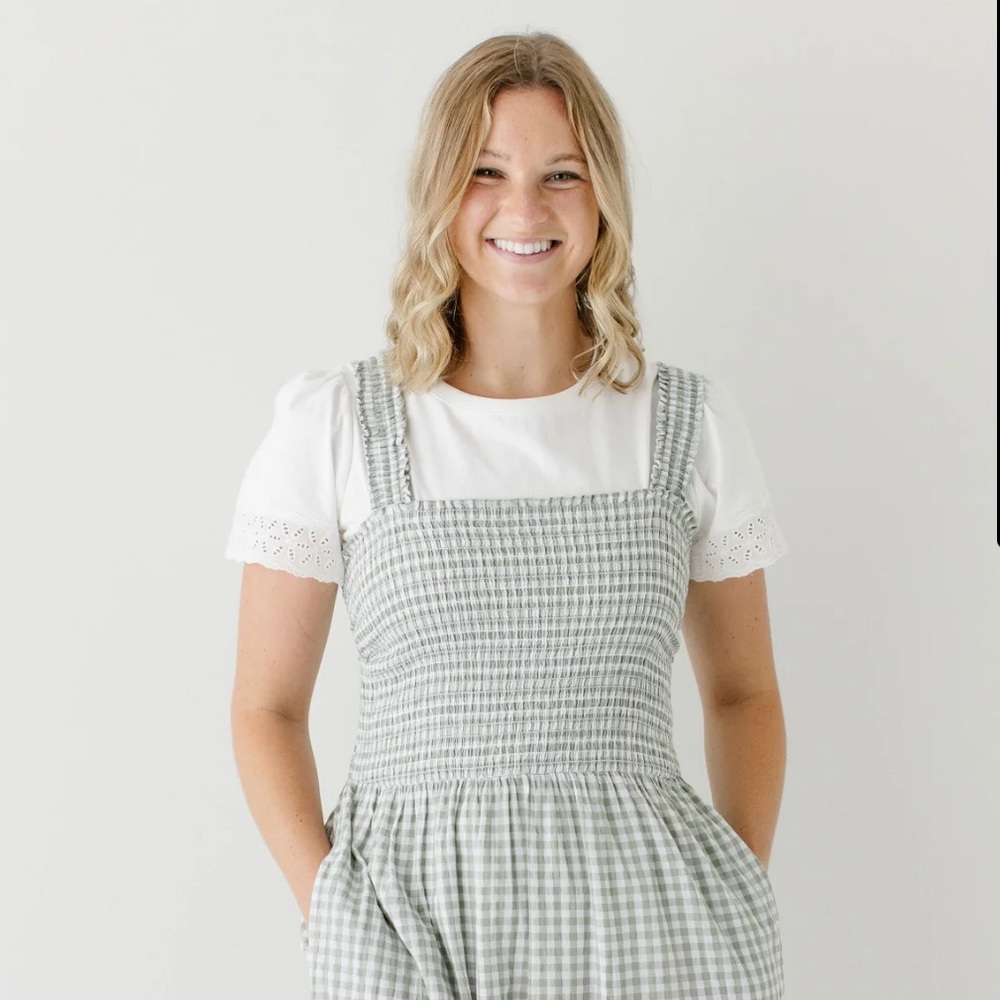 beachlunchlounge Green and White Midi Dress - Picture 2 of 7